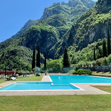 Appartamento Sky&Pool Dom Riva del Garda Esterno foto