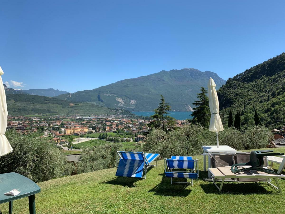 Appartamento Sky&Pool Dom Riva del Garda Esterno foto