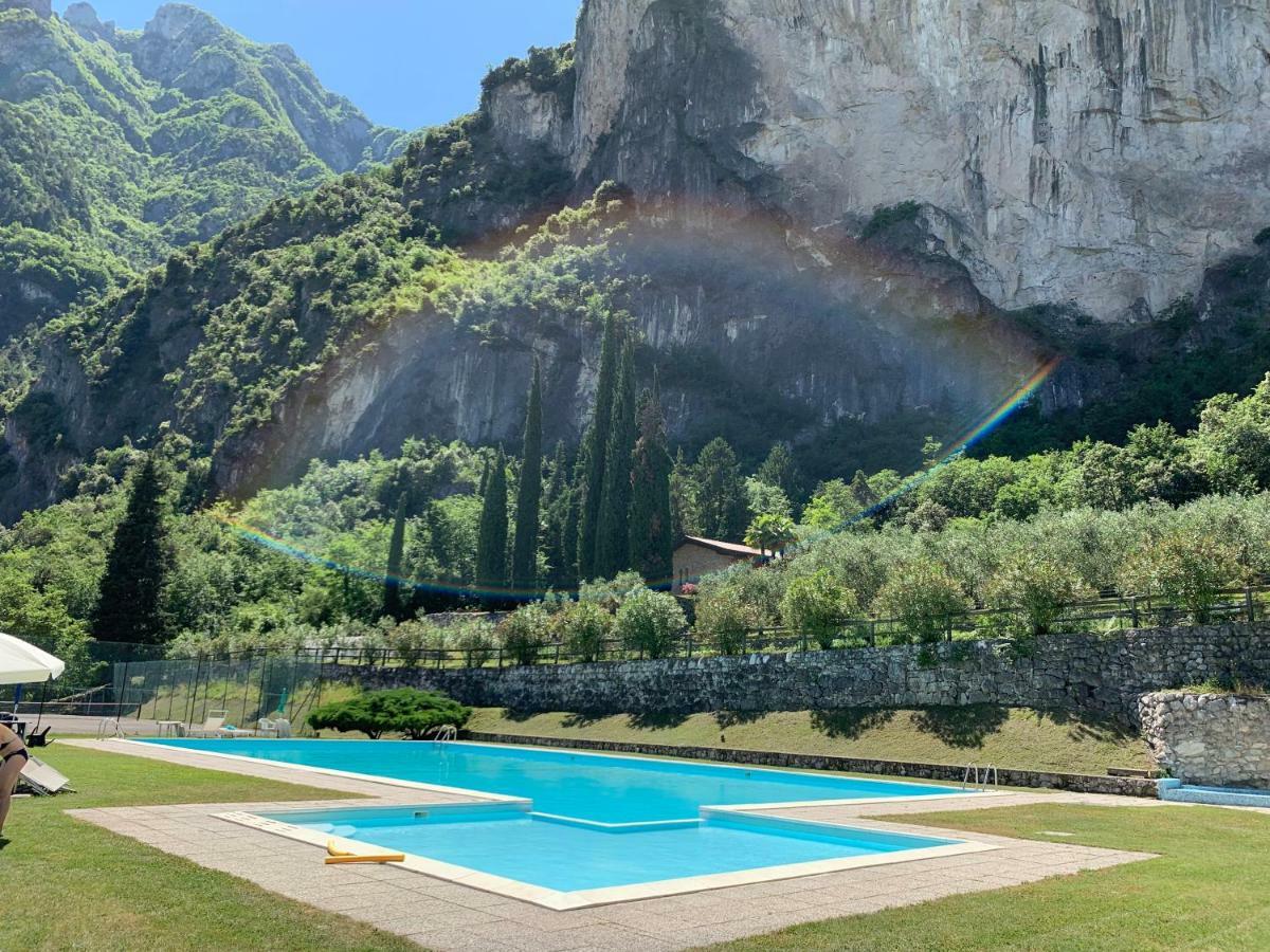 Appartamento Sky&Pool Dom Riva del Garda Esterno foto
