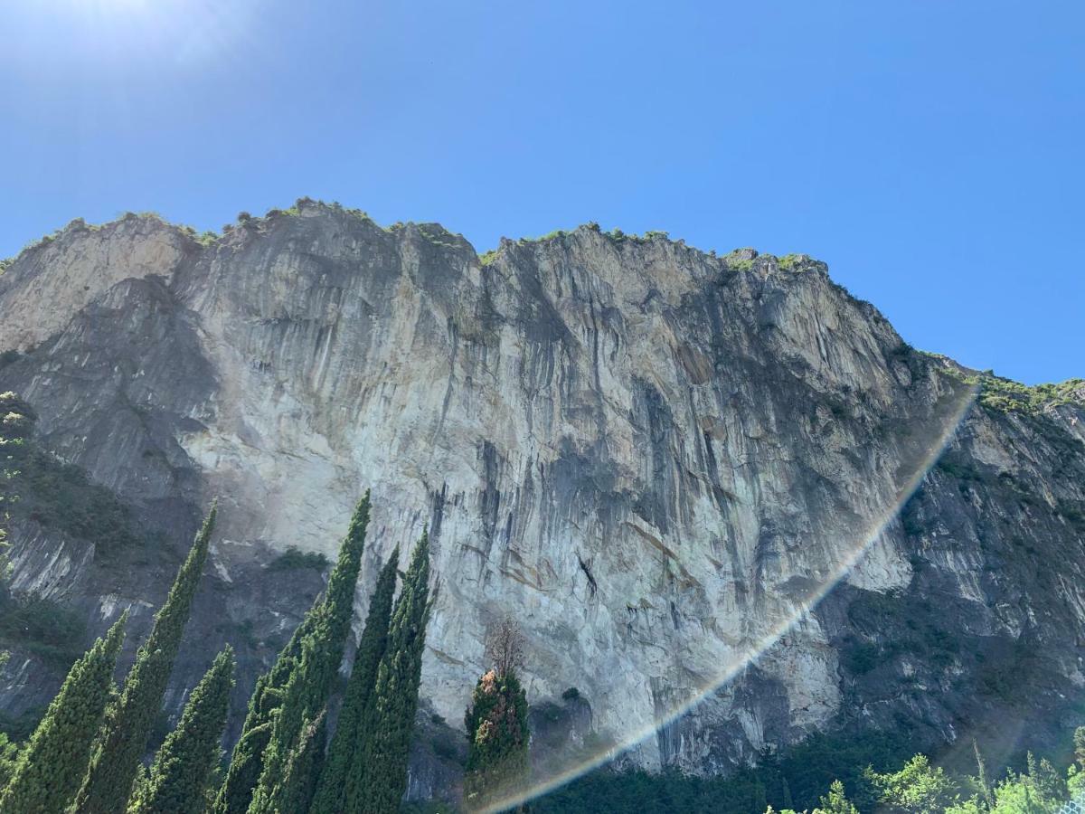 Appartamento Sky&Pool Dom Riva del Garda Esterno foto