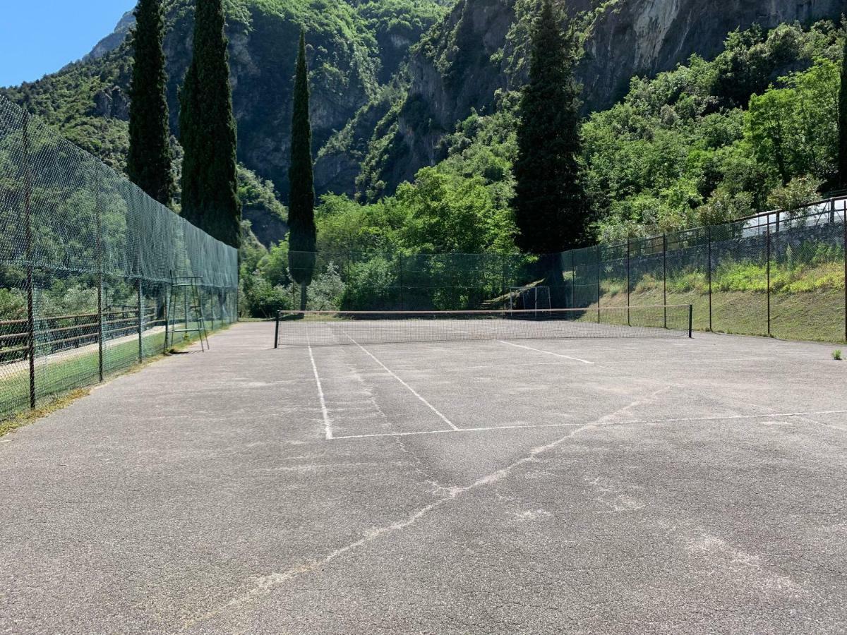 Appartamento Sky&Pool Dom Riva del Garda Esterno foto